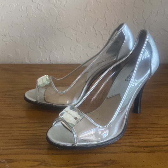 Michael Kors Silver/Clear High Heel Peep Toe Sz 8 1/2 - Picture 3 of 5